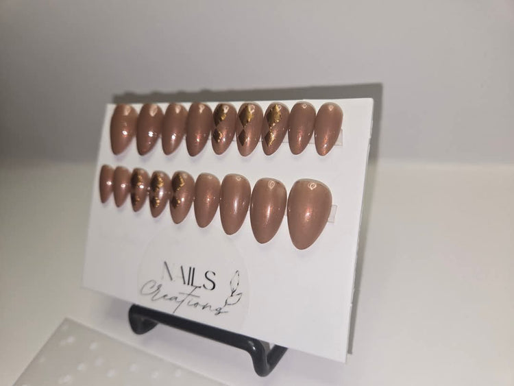Custom Gel Press-On Nails Set - 18pc Full Kit Coffee Moka, Geometric Gold Stickers
